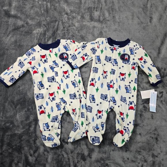 Weeplay Fleece Footed Pajamas 0–3M Set of 2 Happy Camper Bear Print NWT - Picture 1 of 7